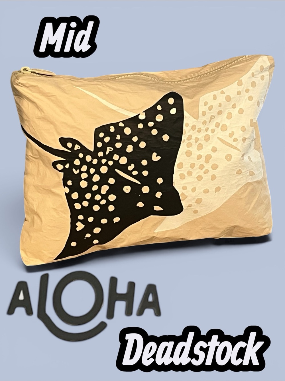 NWOT Aloha Collection Mid Pouch Rays Black on sandstone eagle rays print